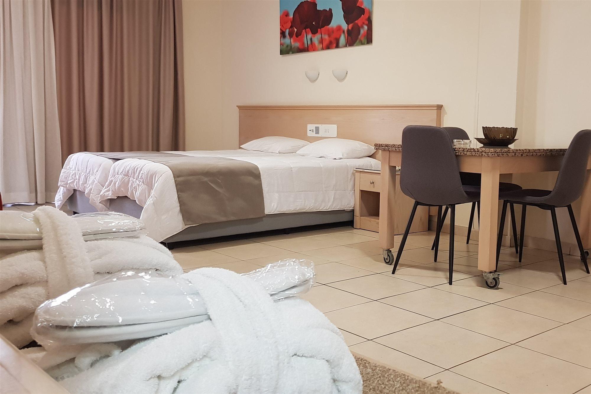 Senator Hotel Apartments - Adults Only Agia Napa Buitenkant foto