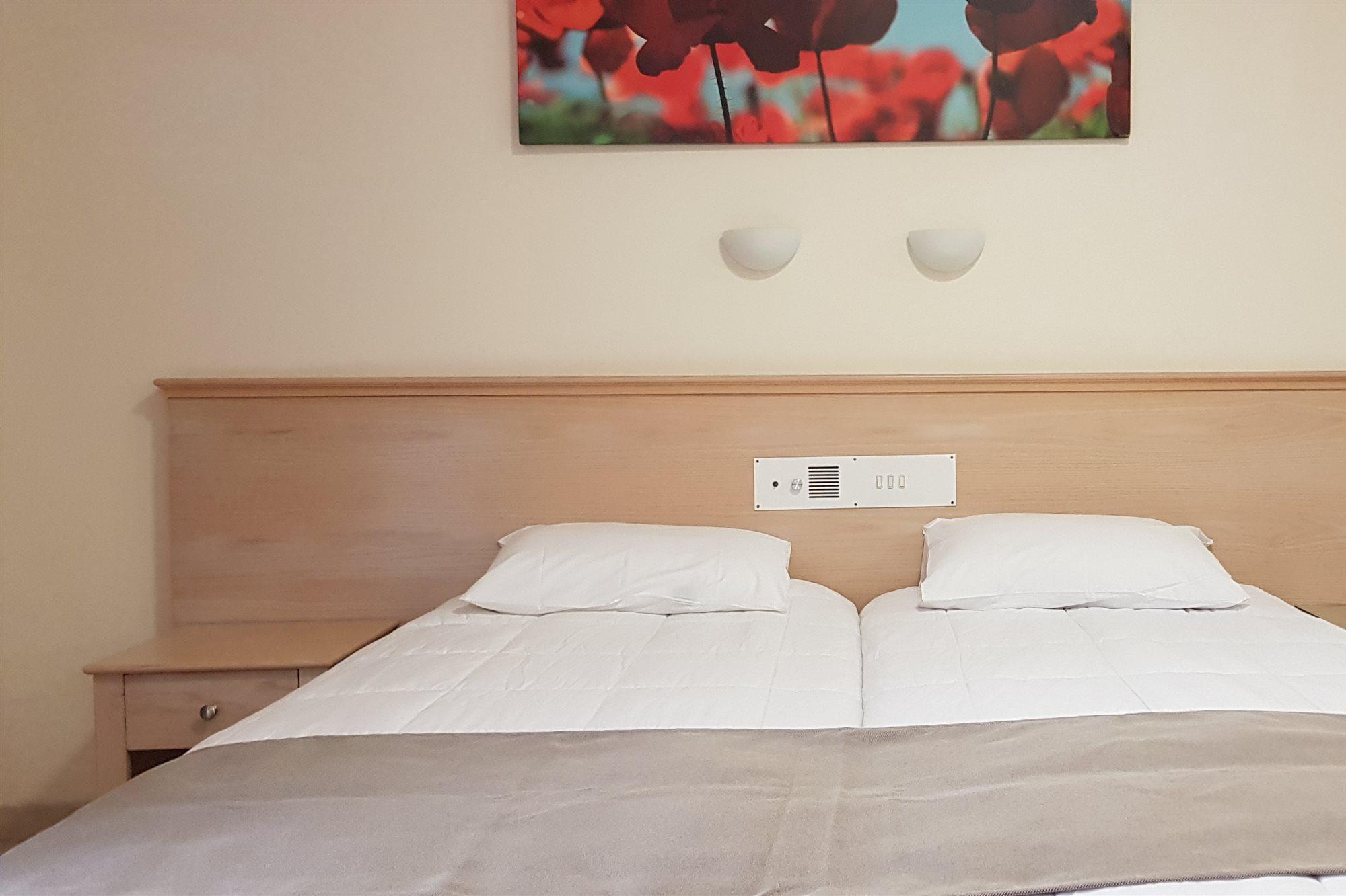 Senator Hotel Apartments - Adults Only Agia Napa Buitenkant foto