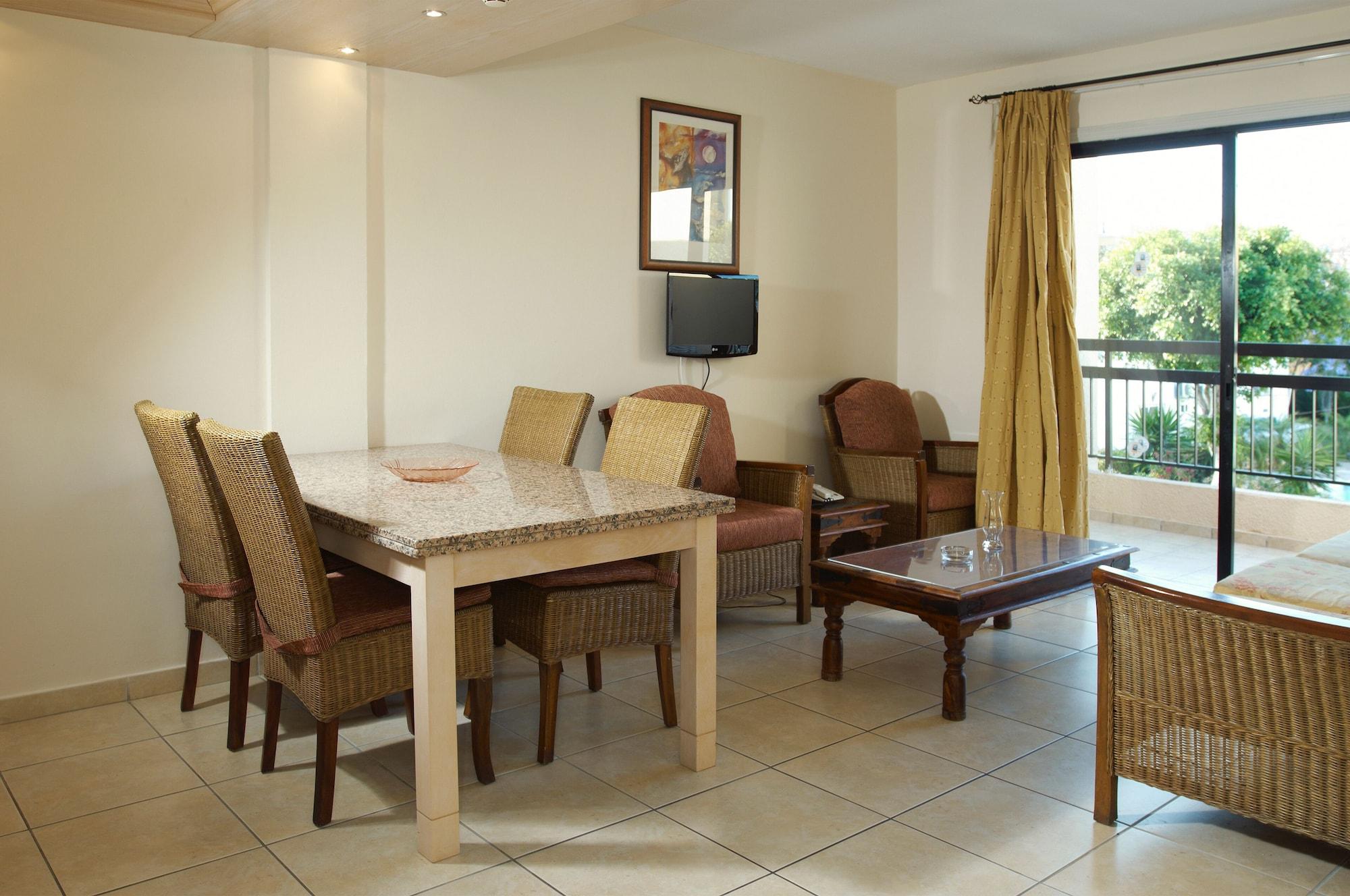 Senator Hotel Apartments - Adults Only Agia Napa Buitenkant foto