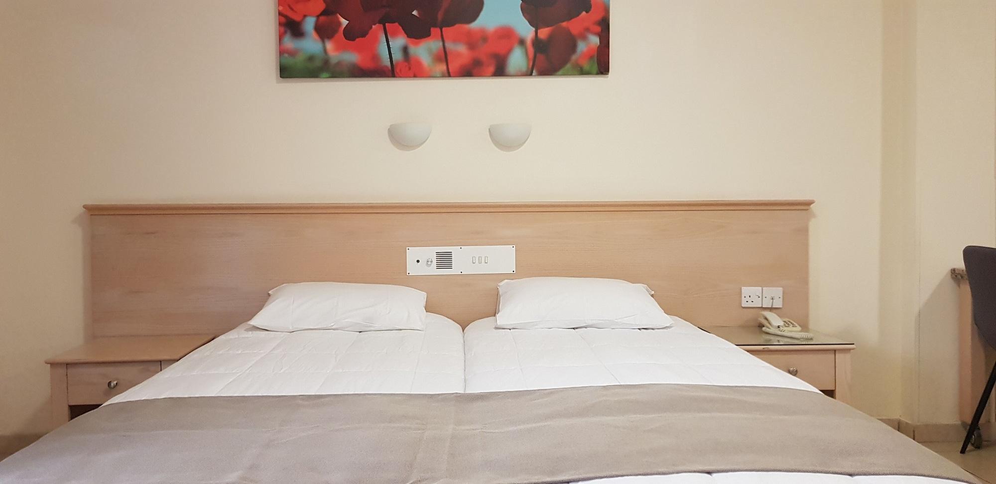 Senator Hotel Apartments - Adults Only Agia Napa Buitenkant foto