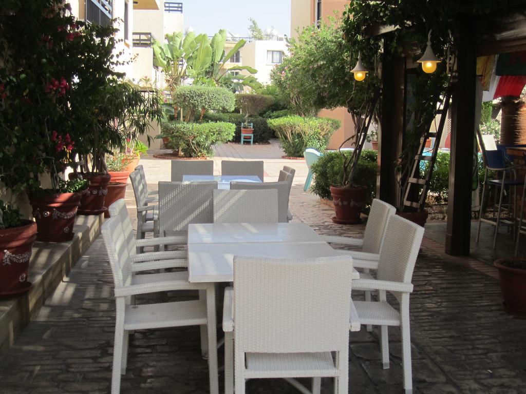 Senator Hotel Apartments - Adults Only Agia Napa Buitenkant foto