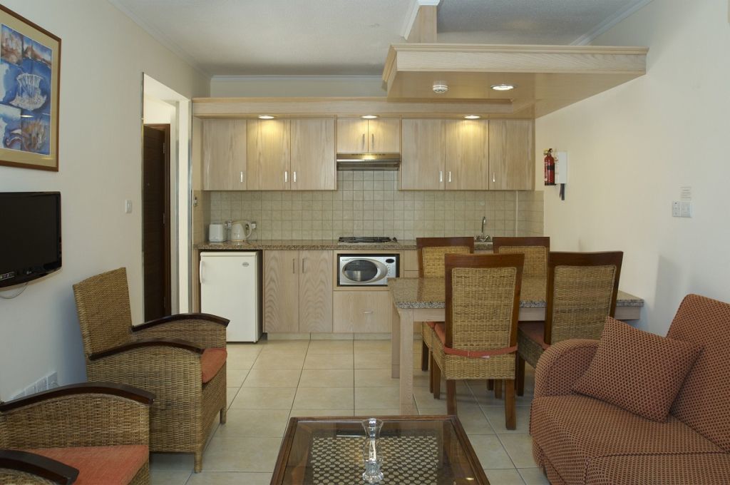 Senator Hotel Apartments - Adults Only Agia Napa Buitenkant foto