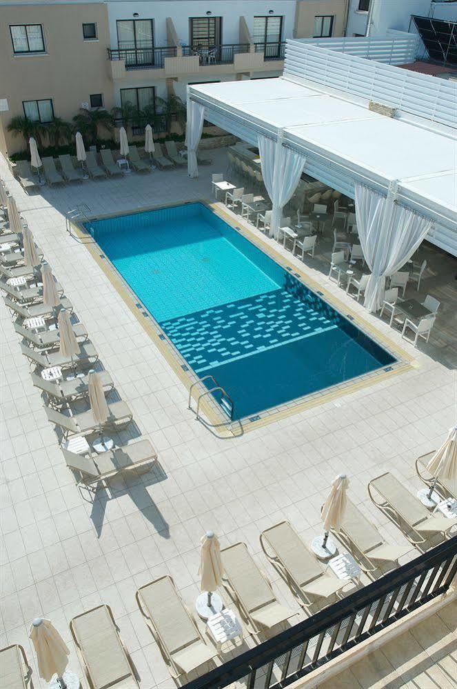 Senator Hotel Apartments - Adults Only Agia Napa Buitenkant foto