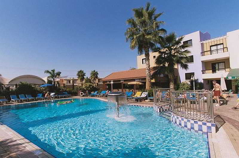 Senator Hotel Apartments - Adults Only Agia Napa Buitenkant foto